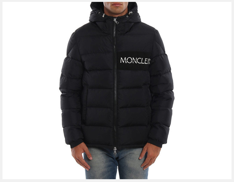 moncler 蒙口 服装 男士黑色聚酰胺logo印花时尚保暖连帽羽绒服