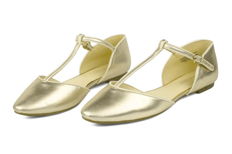 NINE WEST\/玖熙女鞋 平底搭扣女士凉鞋\/单鞋