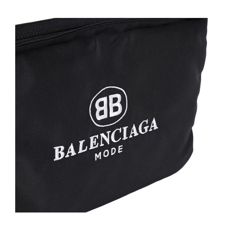 balenciaga/巴黎世家 "exproer"系列品牌字母刺绣细节黑尼龙中号男士