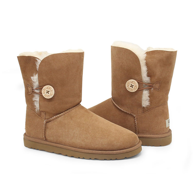 ugg/ugg 冬季 女靴 美国 时尚 保暖 羊皮毛一体 纽扣 雪地靴 5803