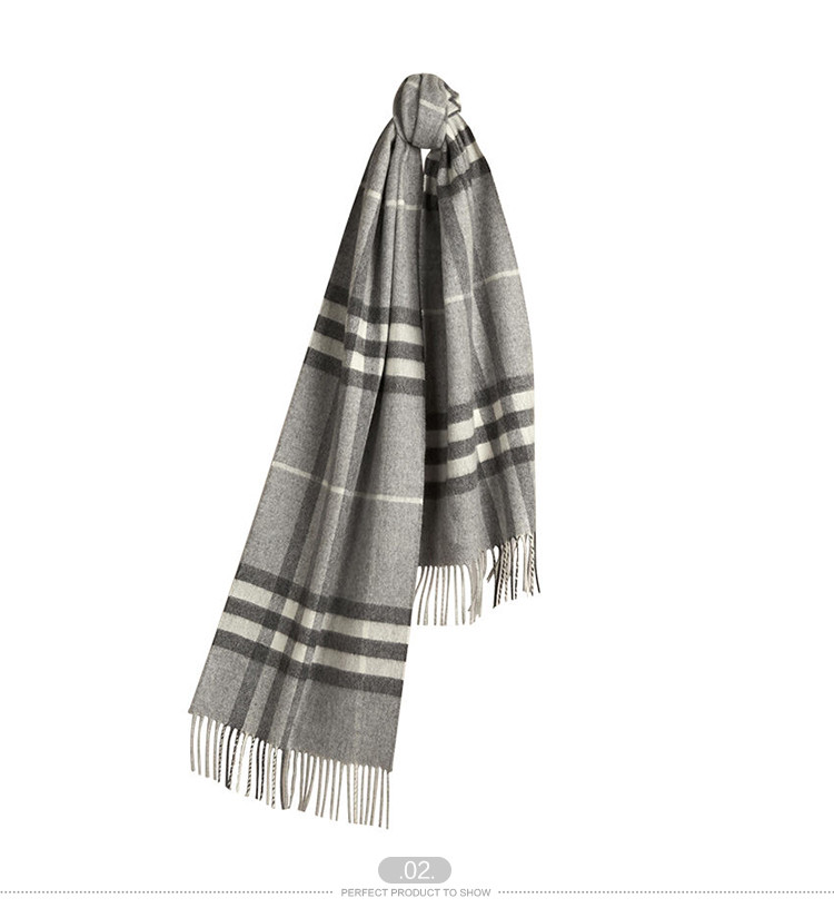 burberry/博柏利 女士浅灰色格纹时尚羊绒围巾 scarf/shawlscarf
