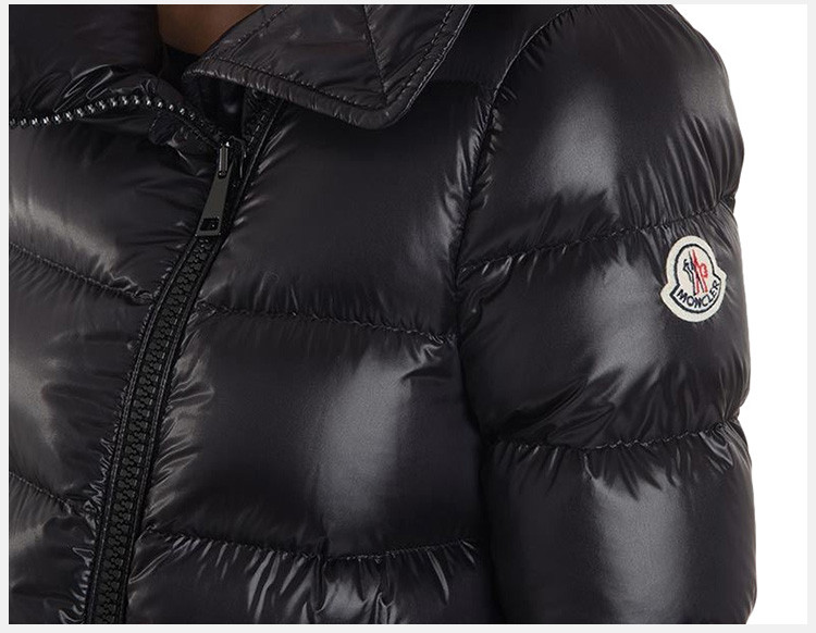 【包税】moncler/蒙克莱 女士黑色聚酰胺面料上衣羽绒服