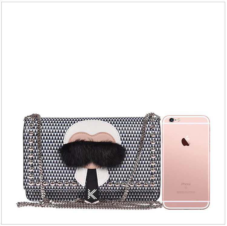 FENDI 芬迪 女士灰色皮革老佛爷头像链条手拿