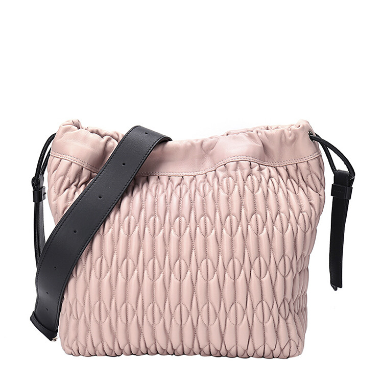 furla/芙拉caos女士系列皮质宽肩带褶皱单肩包斜挎包水桶包902963