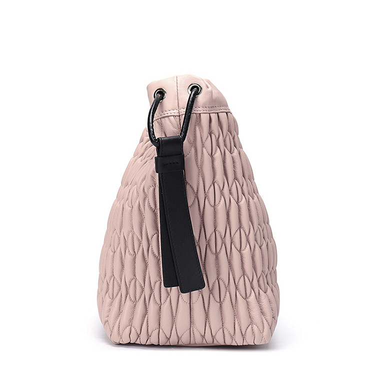 furla/芙拉caos女士系列皮质宽肩带褶皱单肩包斜挎包水桶包902963