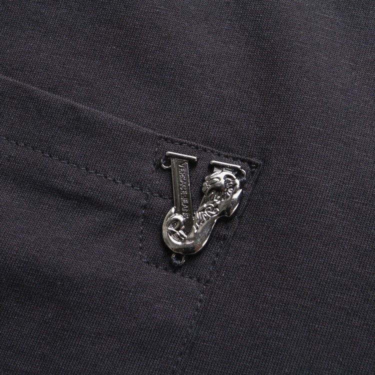 jeans/范思哲牛仔【17春夏】黑色翻领金属logo休闲男士短袖t恤 b3gpb7