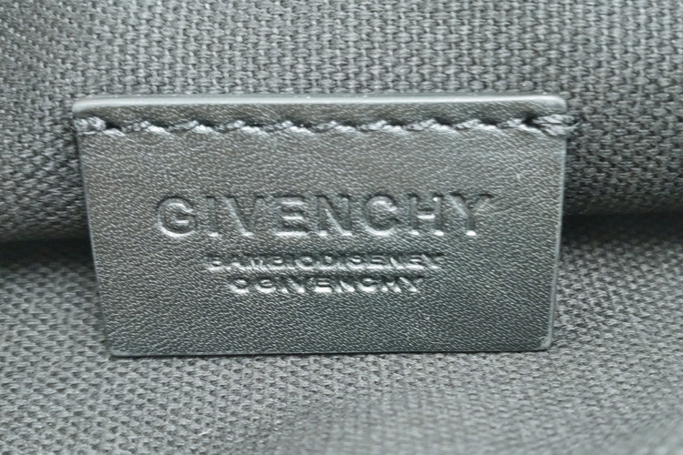 givenchy(纪梵希)黑色双g logo男士拉链手拿包