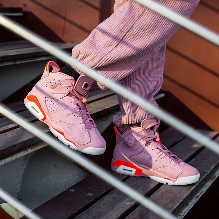 19春夏 AJ6 女款 联名樱花粉脏粉 Air Jordan 6 x AlealiMay CI0550-600