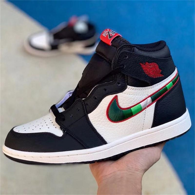 Shop Cheap Jordan 1 Retro High Sports Illustrated 555088-015 Basketball Shoes - 555088-015