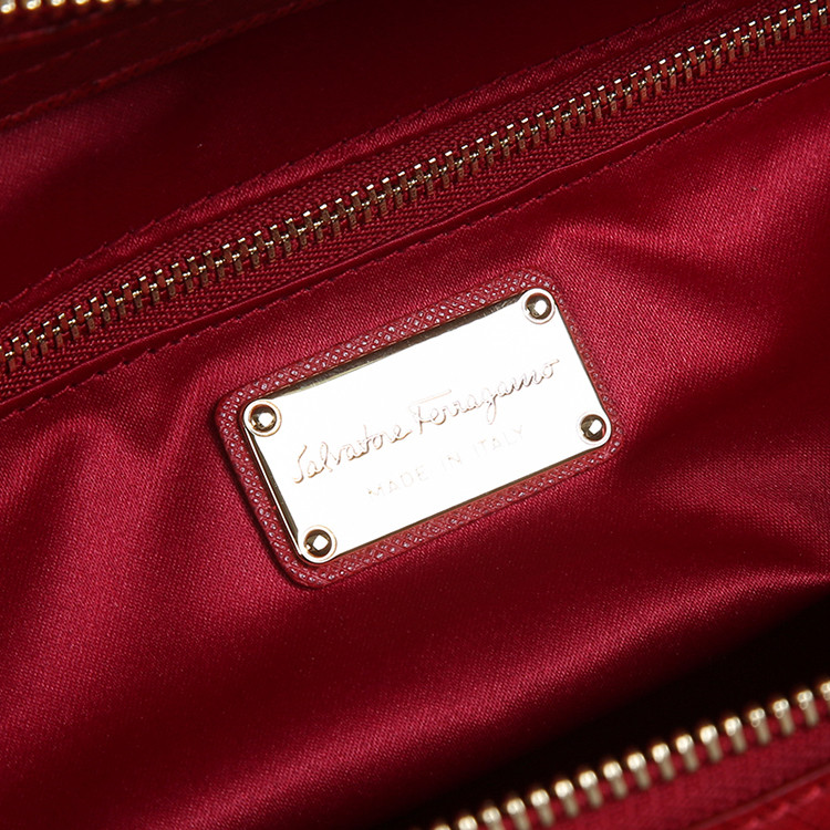 【17春夏】salvatore ferragamo/菲拉格慕 经典马蹄扣logo十字纹牛