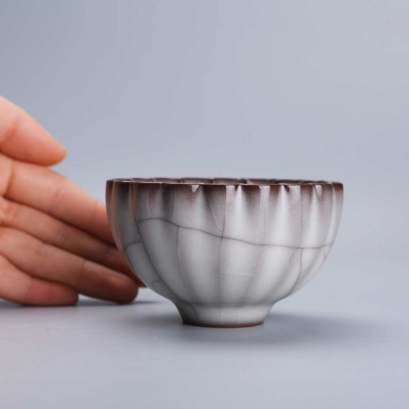 one/只有一个工艺美术师吴俊冰裂纹花口杯龙泉青瓷茶杯茶具
