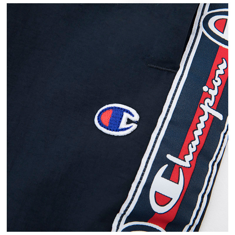 champion假的标志,冠军衣服真假辨别图片 champion/champion刺绣logo&字母图案装饰锦纶男士运动裤