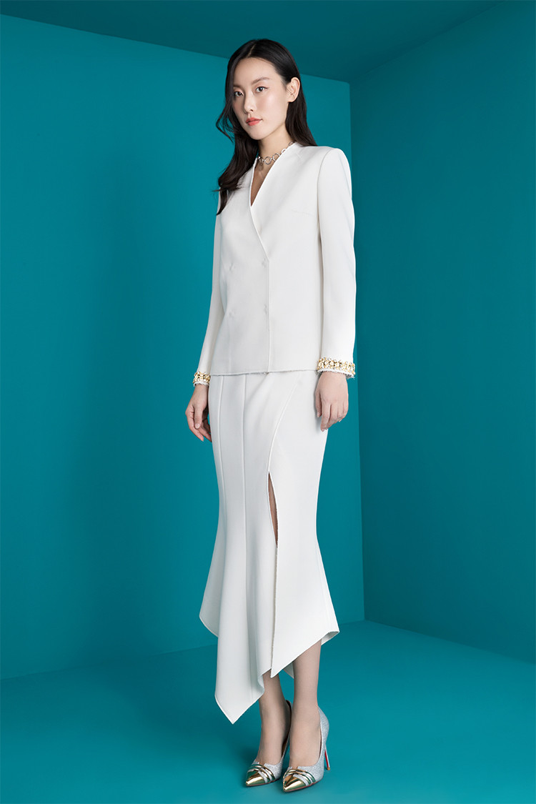 chu/tracy chu 女士西服秋季女装新品白色重工袖口钉珠单排扣简约西装