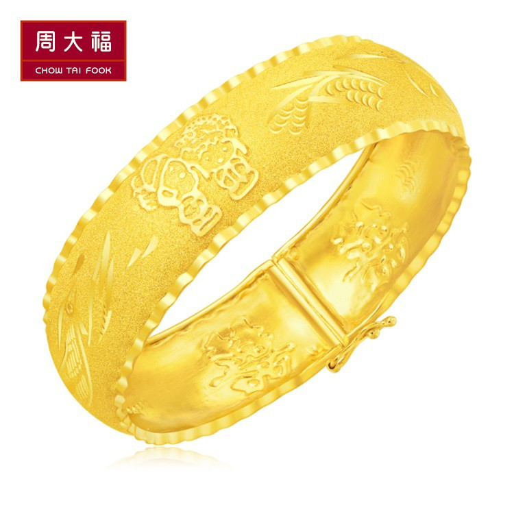 chow tai fook/周大福 预售 珠宝首饰天作之合龙凤镯足金黄金手镯 f