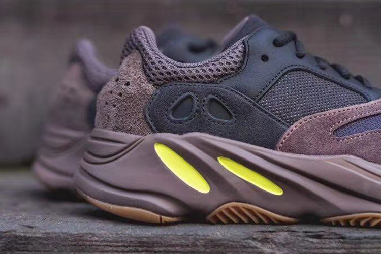 阿迪达斯 adidas 情侣款yeezyboost700黑紫阿迪达斯椰子700跑鞋老爹鞋
