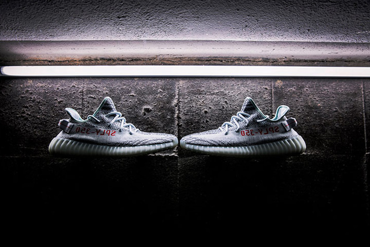 adidas阿迪达斯 情侣款 yeezy boost 350 v2 可燃冰 灰冰蓝 侃爷椰子