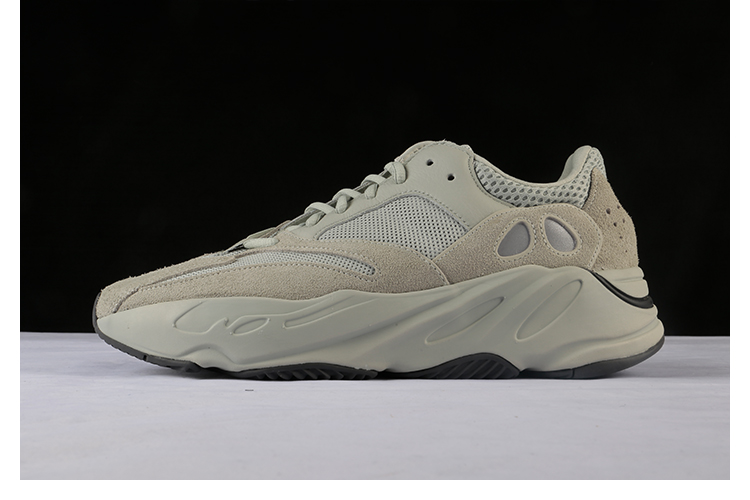 adidas 阿迪达斯 yeezy 700 salt 椰子 海盐 反光 侃爷 老爹鞋 运动