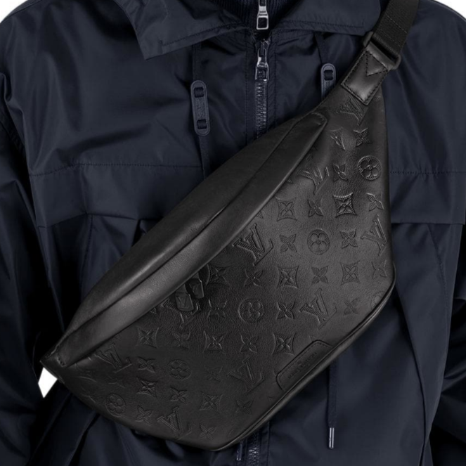 vuitton/路易威登 腰包 男士 帆布/牛皮 印花压纹新款腰包斜挎包胸包