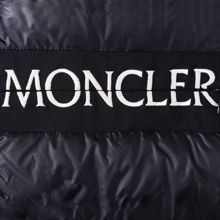 moncler/蒙克莱 蒙口 蓝色连帽羽绒服背心 男士外套 连帽羽绒马甲