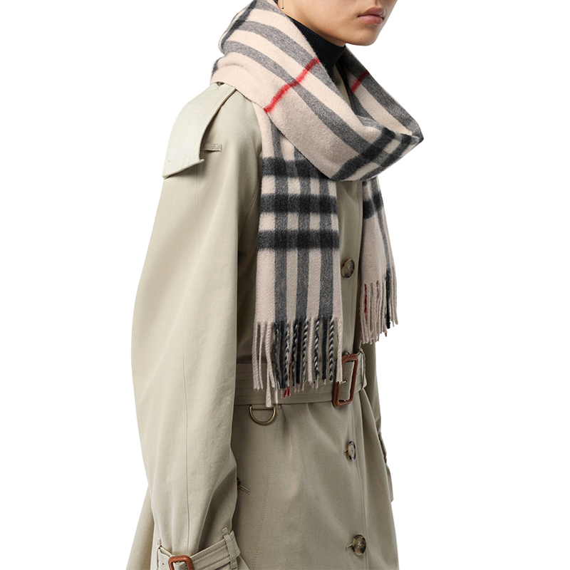 burberry/博柏利 围巾20春夏新款 男女同款石色格纹流苏装饰羊绒围巾