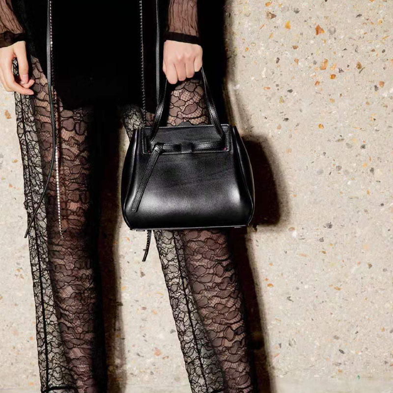 loewe/罗意威【20ss】20年春夏新款lazo黑色迷你女包手提包32974z71