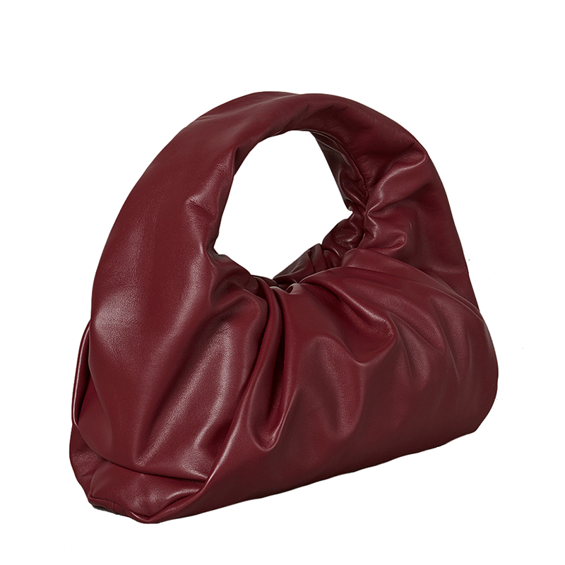 【包税】bottega veneta/葆蝶家 20 秀款酒红色小牛皮大号腋下包羊角