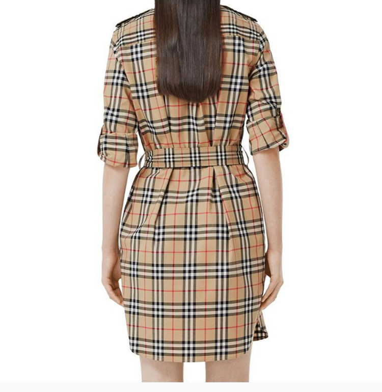 burberry/博柏利 20春夏 女装 服饰 米色翻领经典logo