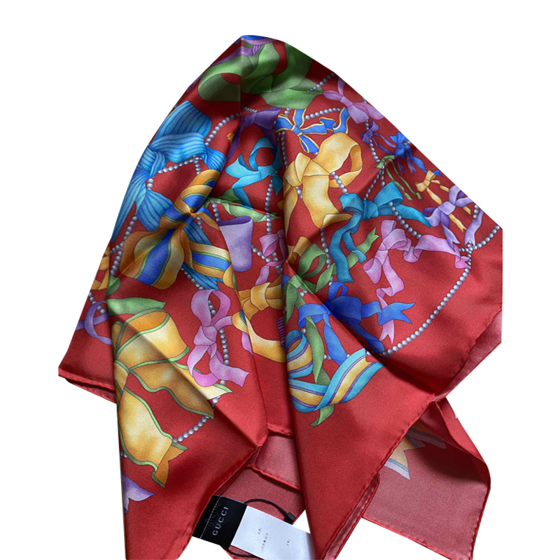 gucci/古驰 女士红色桑蚕丝丝巾 ai 3522123g001