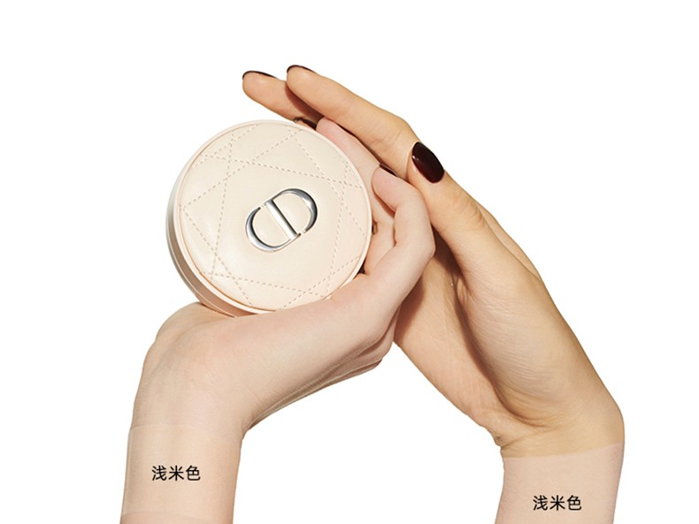 dior/迪奥凝脂恒久锁妆气垫蜜粉 定妆持久持妆散粉轻薄