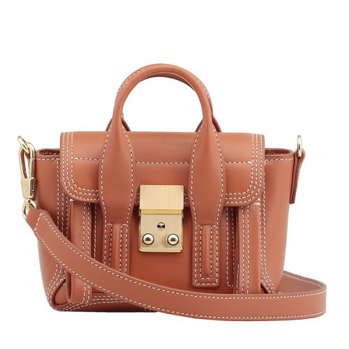 乔治娜交际圈晒照尽显高雅贵气白色西装裙搭爱马仕手提包吸睛