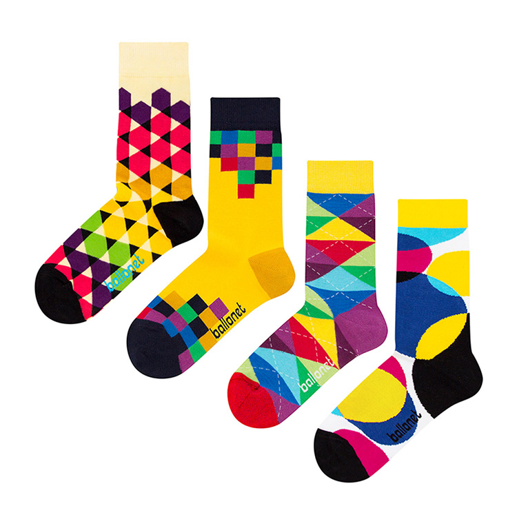 ballonet socks 彩色男袜四双套装41-46码 袜子 棉袜 几何拼接 花色