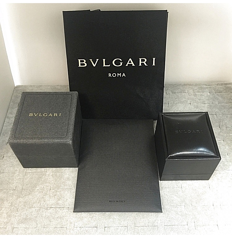 bvlgari(宝格丽) serpenti系列18k白金镶钻蛇形戒指 m