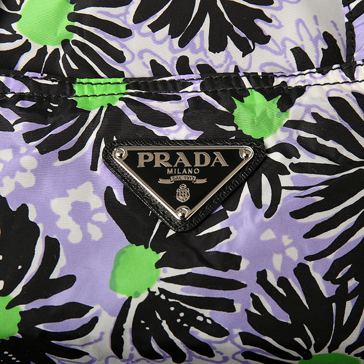 prada(普拉达) 紫/黑/白/绿色花朵图案尼龙单肩包