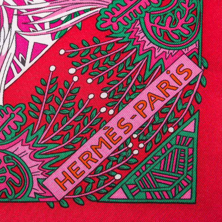 hermes(爱马仕) 红色印花丝巾90