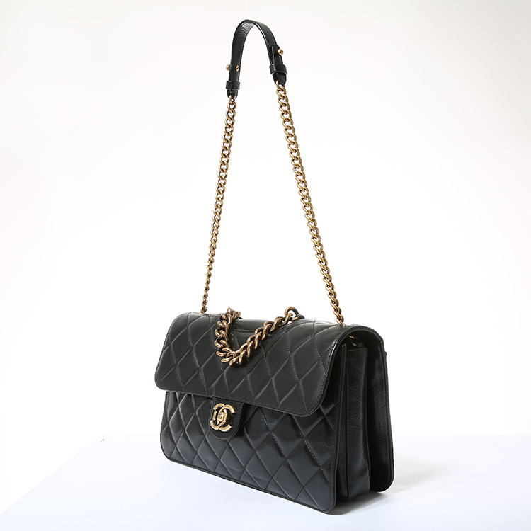 chanel(香奈儿) 黑色皮质金属链两用包ch