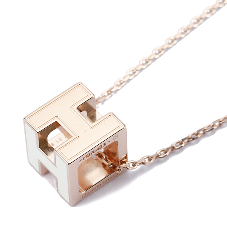 hermes(爱马仕#经典h扣米白色珐琅方形项链