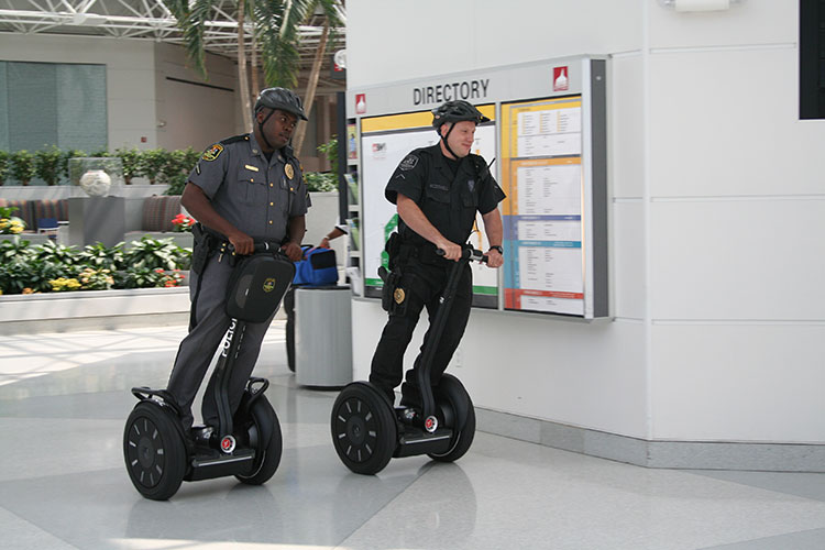 segway(赛格威 i2 两轮自平衡电动车 城市版 智能体感车的鼻祖!