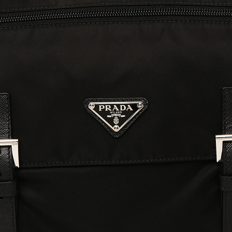 prada/普拉达 时尚简约轻便男士斜挎包