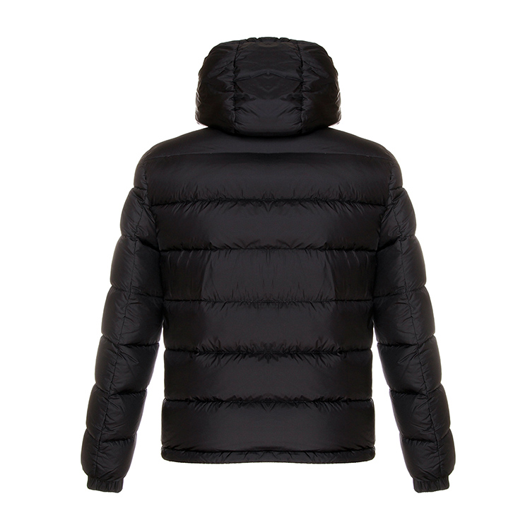 moncler/蒙克莱 长袖连帽logo标志休闲时尚羽绒服 4138205 男士外套