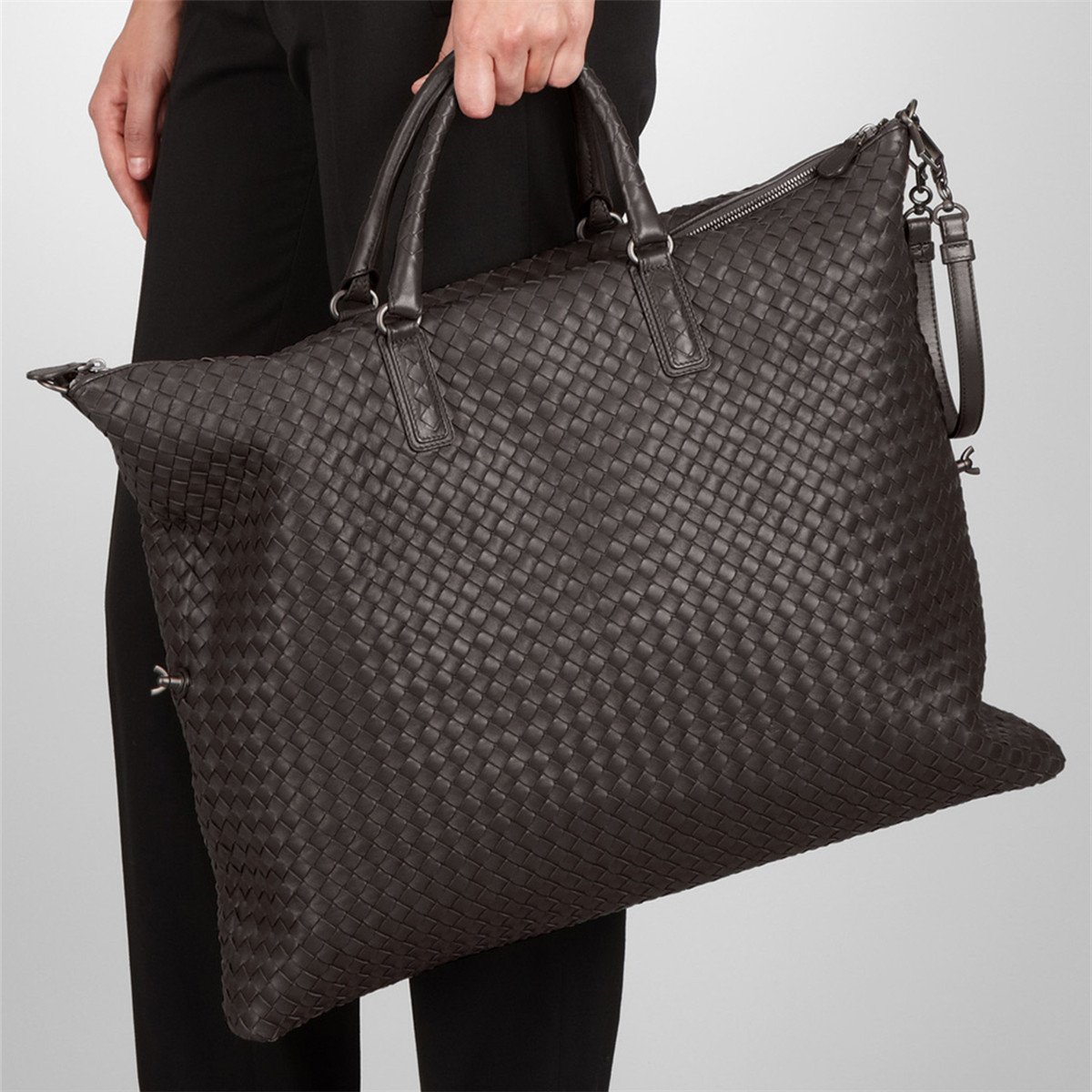 Bottega Veneta\/葆蝶家 咖啡色编织小羊皮 CO