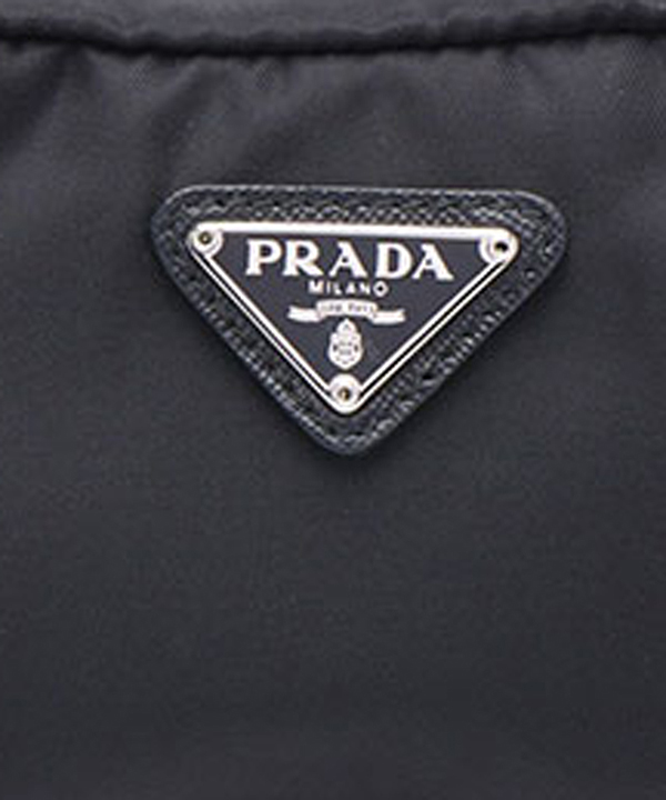 prada/普拉达vela三角形搪瓷徽标黑色迷你帆布女士化妆包1na175