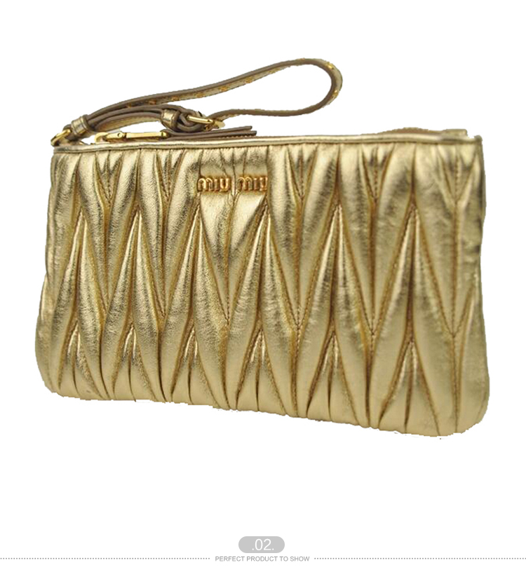 miumiu/缪缪 女士金色羊皮褶皱logo手拿包 5n1811 n88 f0522-012