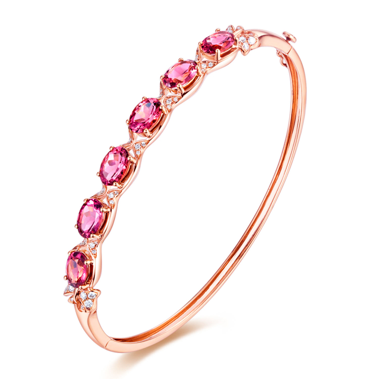 伟德国际珠光宝气“国潮”风 中西交融新活力