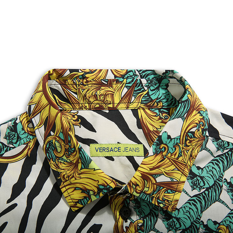 Versace jeans,范思哲的logo有三种 versace jeans/范思哲牛仔#男士老虎印花全棉短袖衬衫