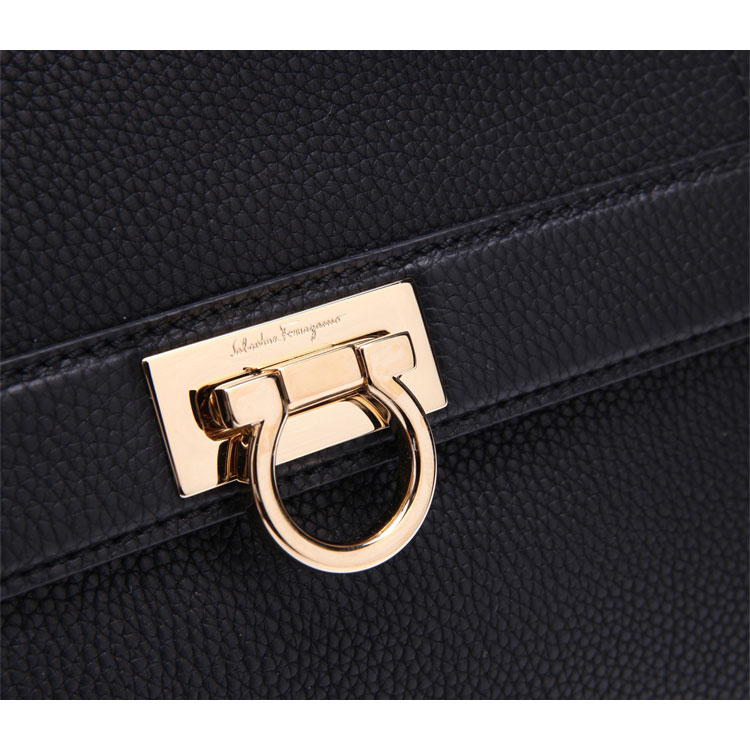 salvatore ferragamo/菲拉格慕黑色牛皮材质经典logo搭扣设计尺寸