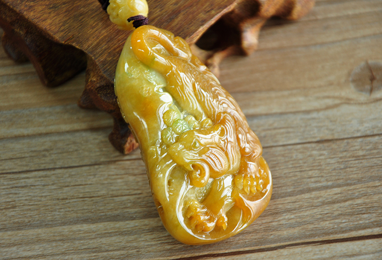 cuilongding/翠珑鼎 天然老坑a货翡翠 翡翠下山虎手把件 120.31克