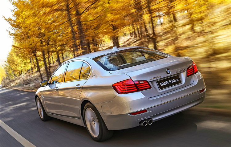 【bmw宝马 品牌纪念品】【成都地区】宝马 530le插电式混合动力 51万