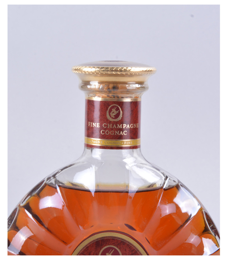 歌德盈香 人头马xo小花 90年代法国特级洋酒 40度 700ml