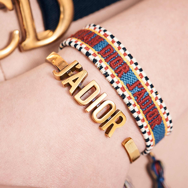 dior/迪奥19年春夏 新款jadior镀金复古金属手镯b0632adrmt_d907