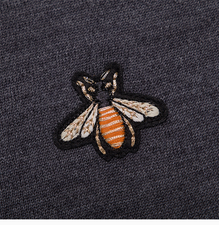 gucci(古驰) 深灰色羊毛v领蜜蜂刺绣休闲毛衣针织衣 m